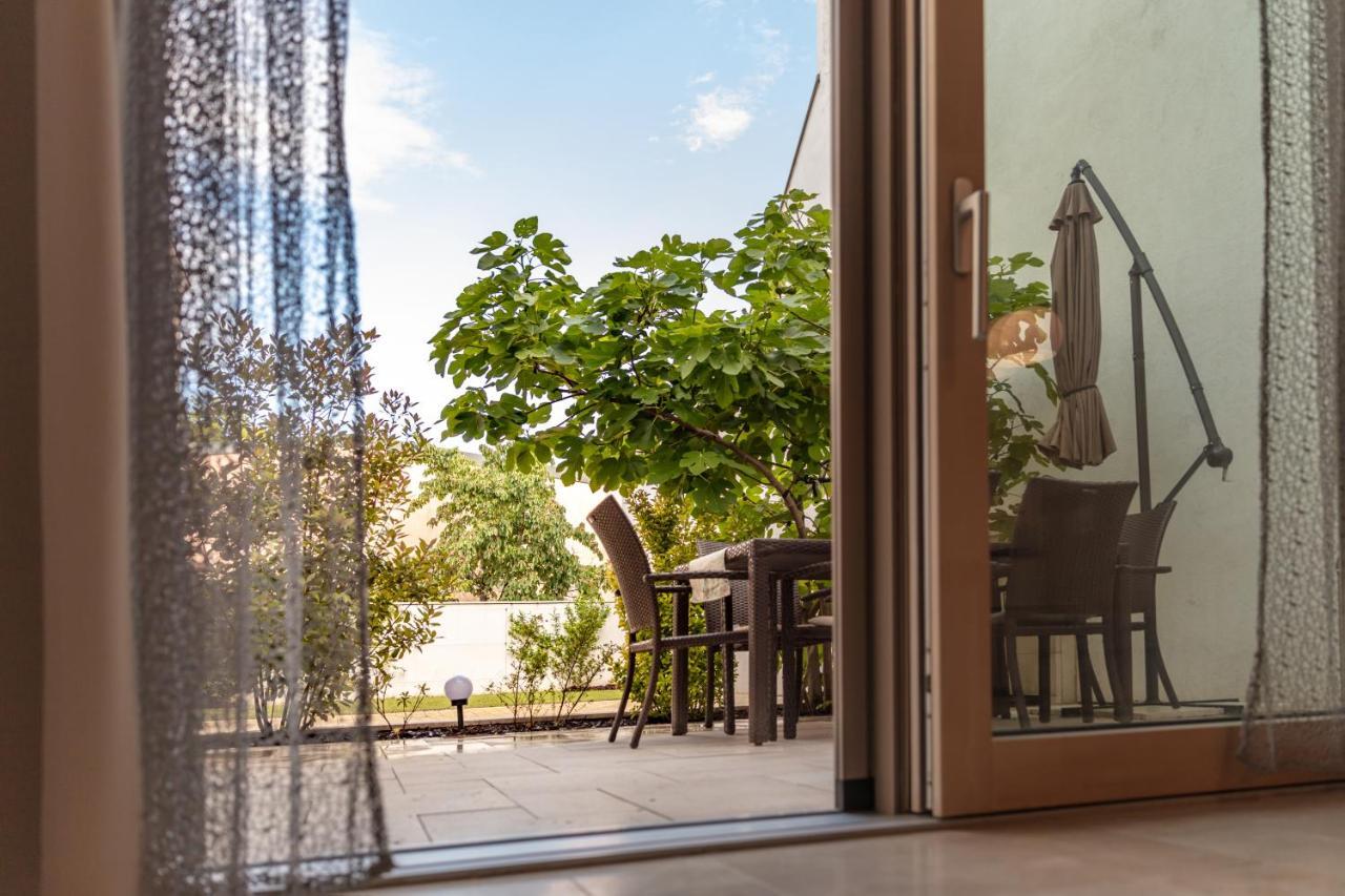 Pannonia Appartements Нойзидл ам Зее Екстериор снимка